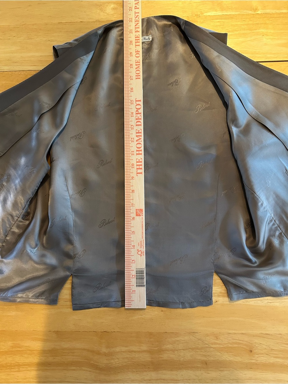 Classic Double-Breasted Brown Men's Jacket and Vest - Picture 15 of 16